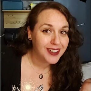 Meet your Posher, Jennelle